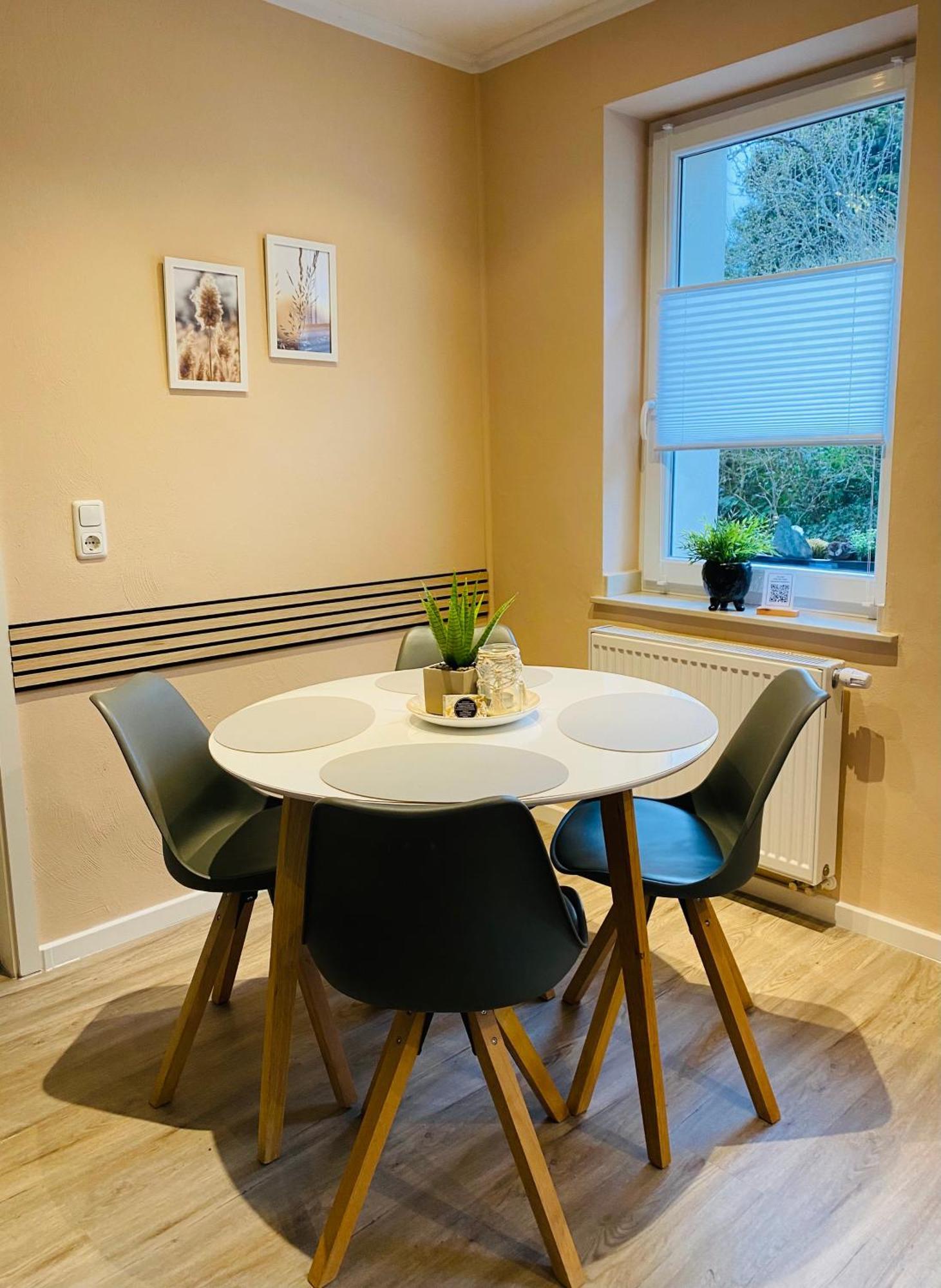Ferienwohnung Ambiente Klotten Esterno foto