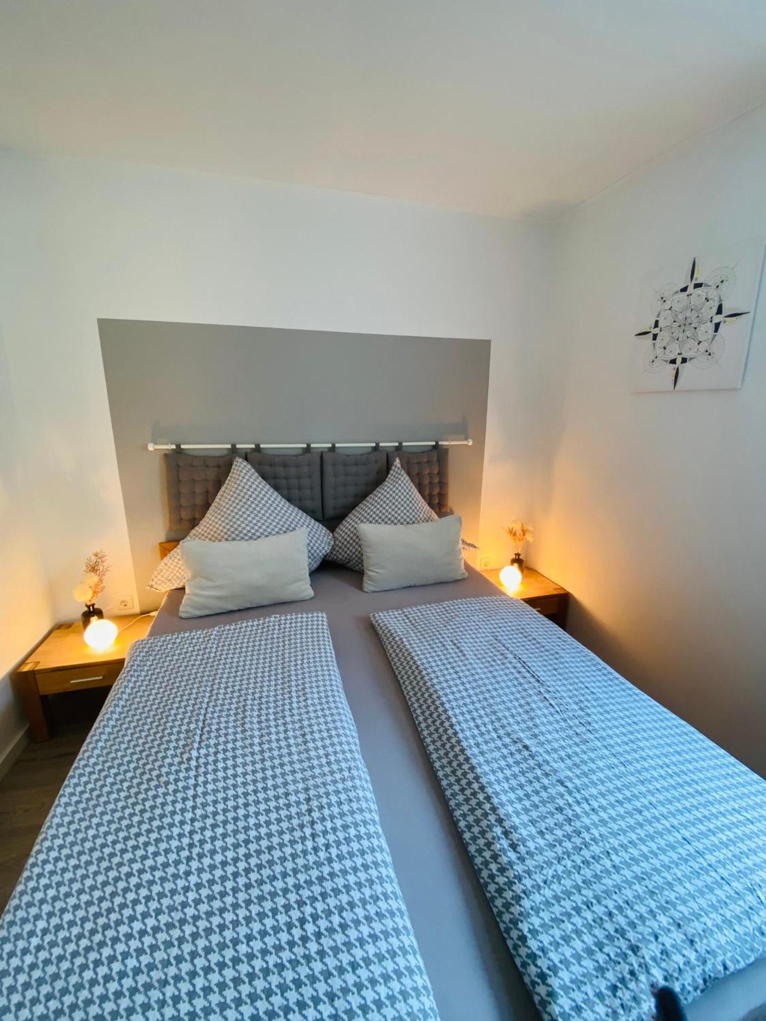 Ferienwohnung Ambiente Klotten Esterno foto